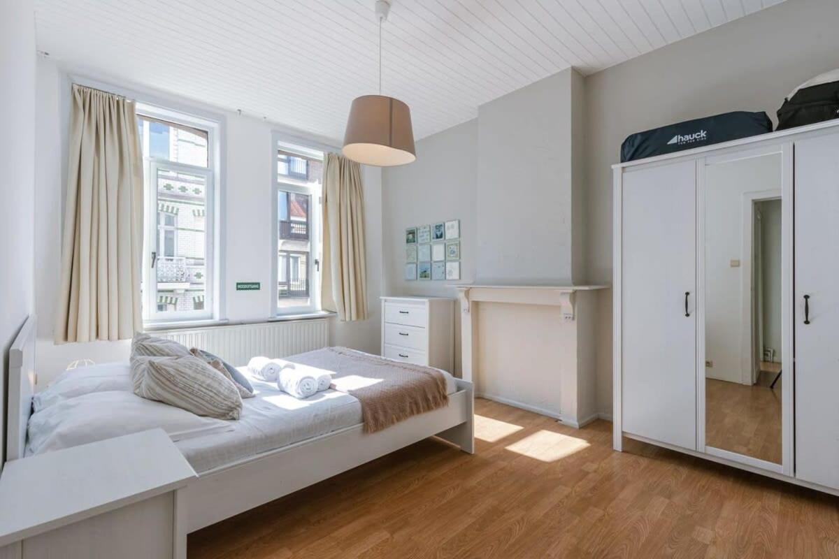 Huswell - Lapon - Spacious & Stylish Vacation Retreat *