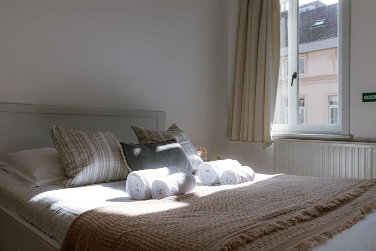 Huswell - Lapon - Spacious & Stylish Vacation Retreat Vakantiehuis *